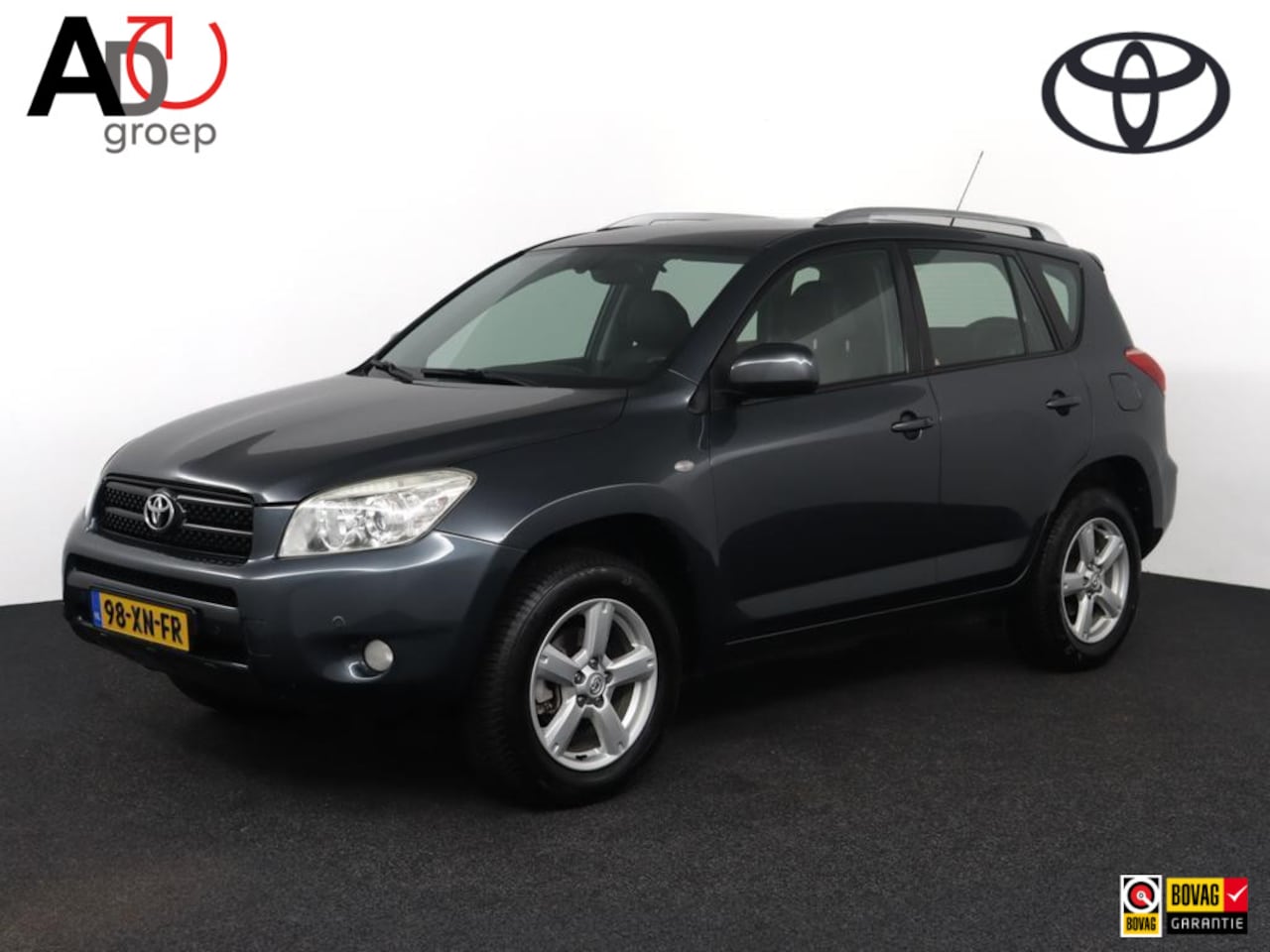 Toyota RAV4 - 2.0 VVTi Executive | Lederen bekleding | Stoelverwarming | Trekhaak | - AutoWereld.nl