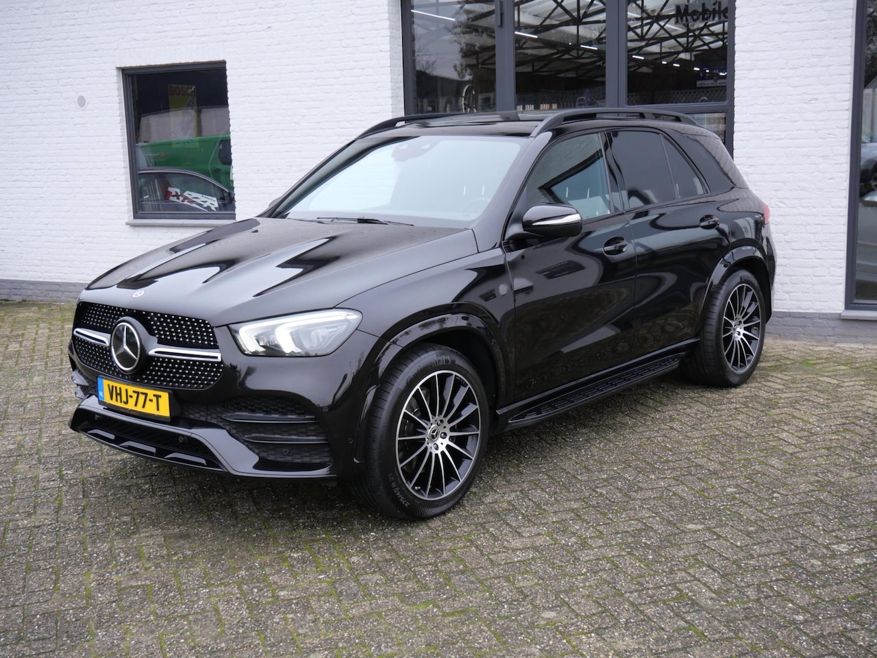 Mercedes-Benz GLE-Klasse - 400 D 4MATIC AMG Airmatic Panorama Burmester Adaptive cruise - AutoWereld.nl