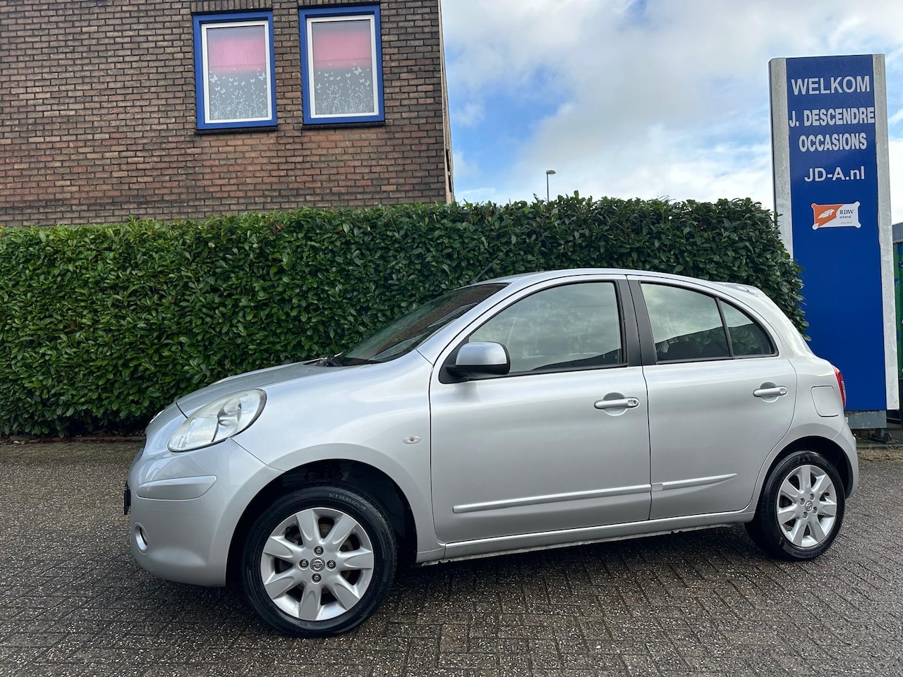 Nissan Micra - 1.2 Acenta Climate C, Cruise C, Navigatie, Lmv!!!! - AutoWereld.nl