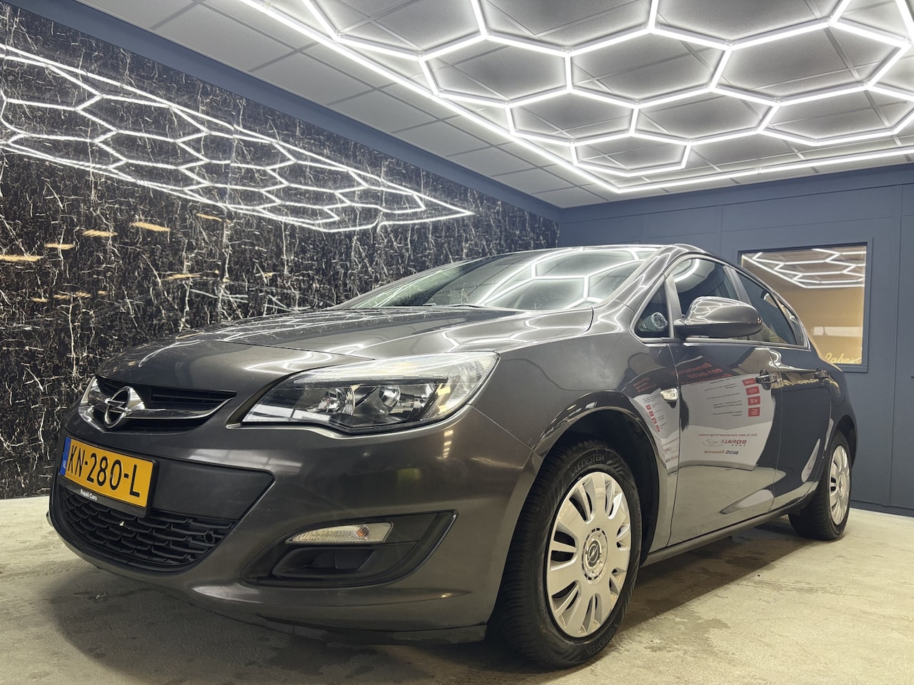 Opel Astra - 1.4 Turbo Design Edition 1.4 Turbo Design Edition - AutoWereld.nl