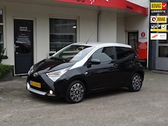 Toyota Aygo - 1.0 VVT-i x-clusiv