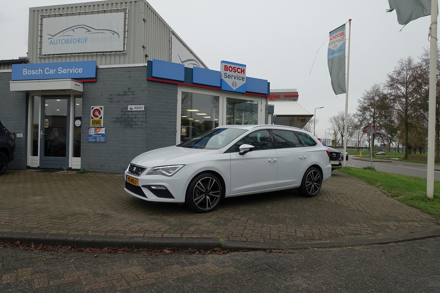 Seat Leon Sportstourer - 1.4 EcoTSI 150PK DSG-7 FR - AutoWereld.nl