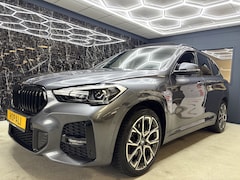 BMW X1 - xDrive25e M PACK FULL PANO NAVI CR CONTROL ECC CAMERA