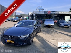 Volvo V60 - 2.0 T6 Recharge AWD Ultimate Dark Modeljaar 2023