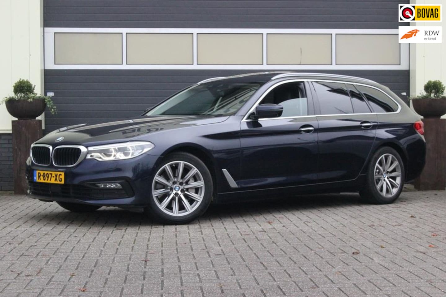 BMW 5-serie Touring - 530i xDrive High Executive | Carplay | - AutoWereld.nl