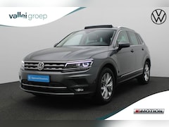 Volkswagen Tiguan - 1.4 TSI 150PK DSG 4Motion Highline | Pano | Trekhaak | Camera | Stoelverwarming | Navi | A