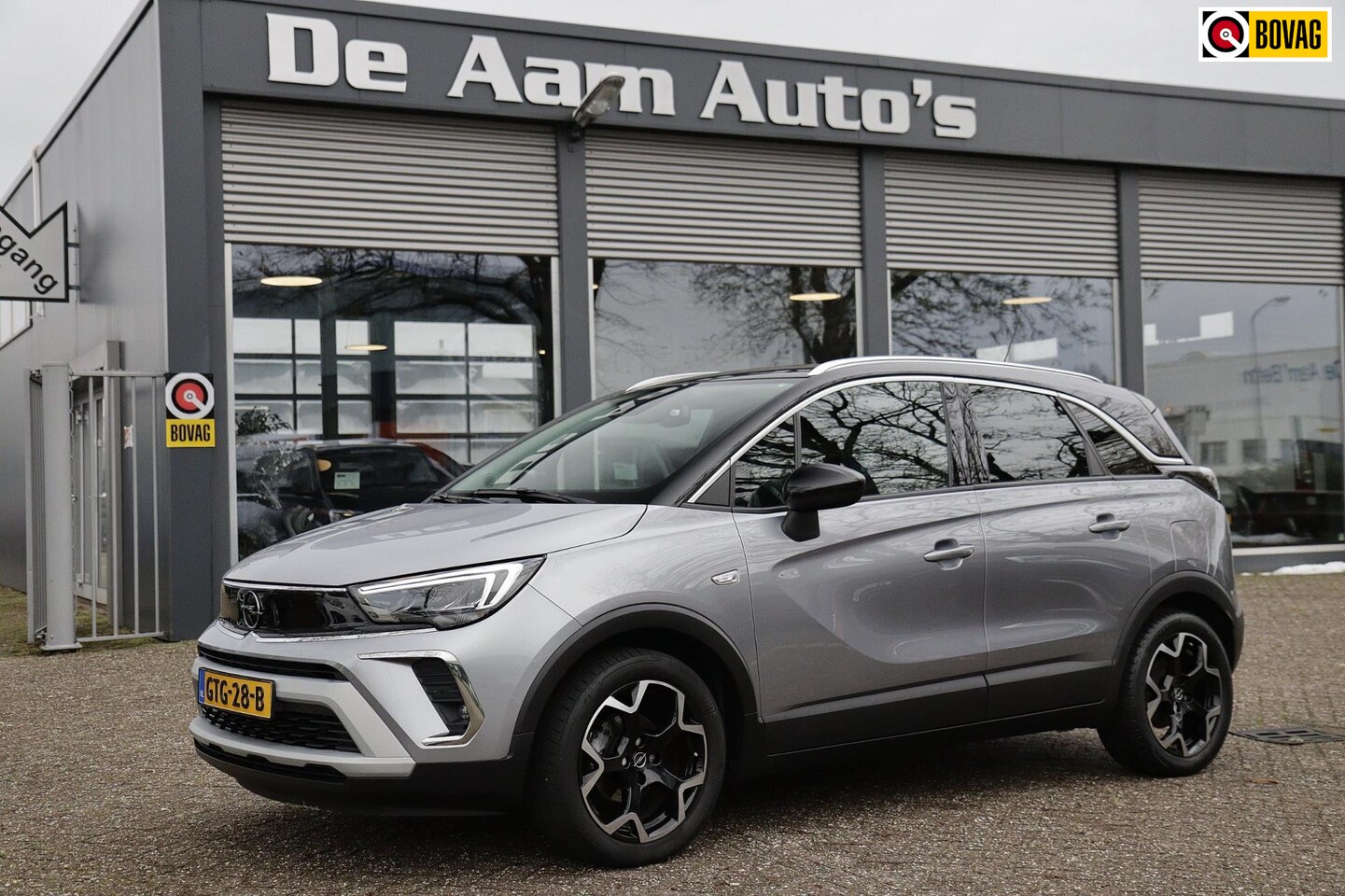 Opel Crossland - 1.2 / Ultimate / Vol Leder / Camera / Carplay / - AutoWereld.nl