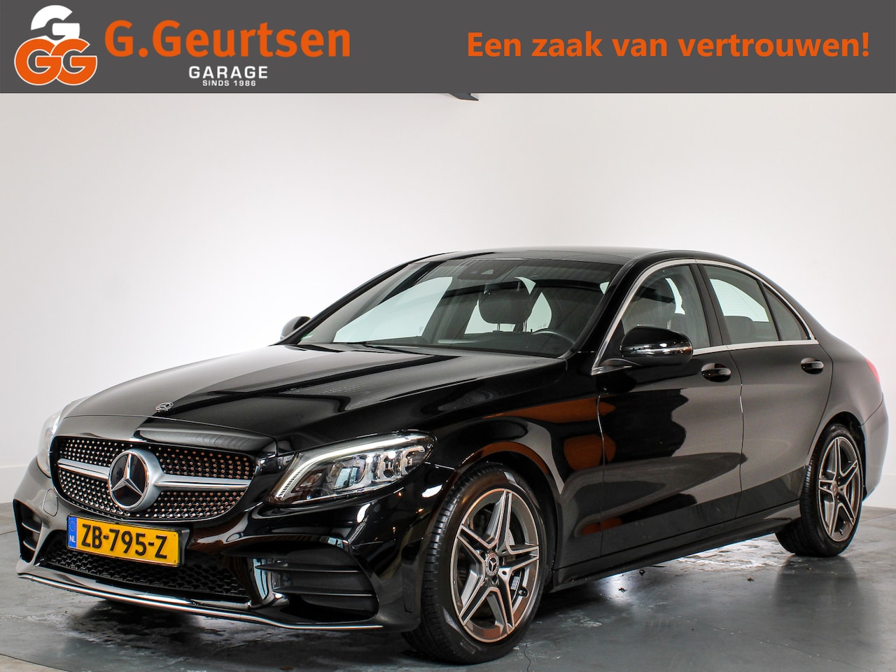 Mercedes-Benz C-klasse - 180 AMG Line 180 AMG-line, Volleder, Electrische stoelen, Cruise Control, Navigatie, Bluetooth - AutoWereld.nl