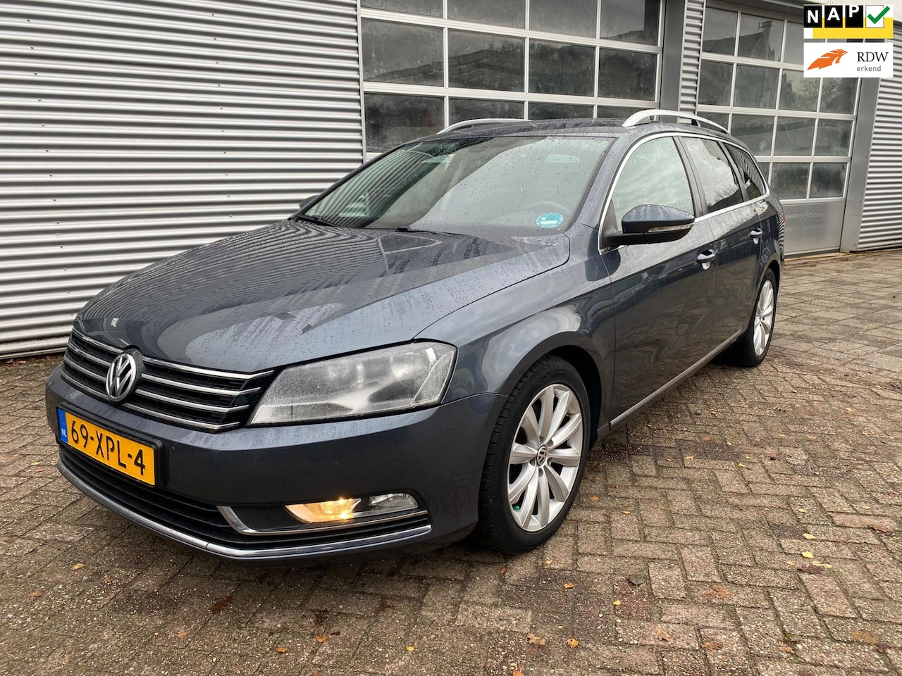 Volkswagen Passat Variant - 1.6 TDI Comfort Executive Line BlueMotion 1.6 TDI Comfort Executive Line BlueMotion - AutoWereld.nl