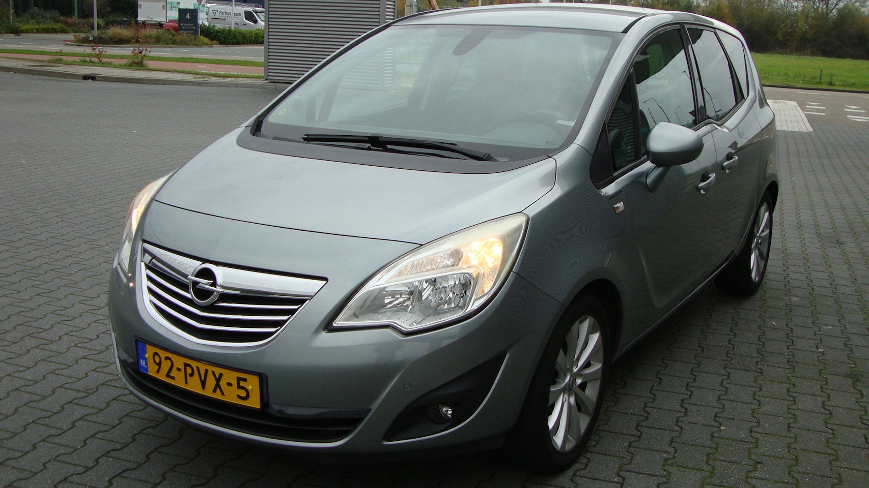 Opel Meriva - 1.4 Ecotec 100pk Cosmo trekhaak, 61000KM!! - AutoWereld.nl