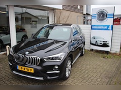 BMW X1 - sDrive20i Orange Edition II LEDER, PANORMADAK