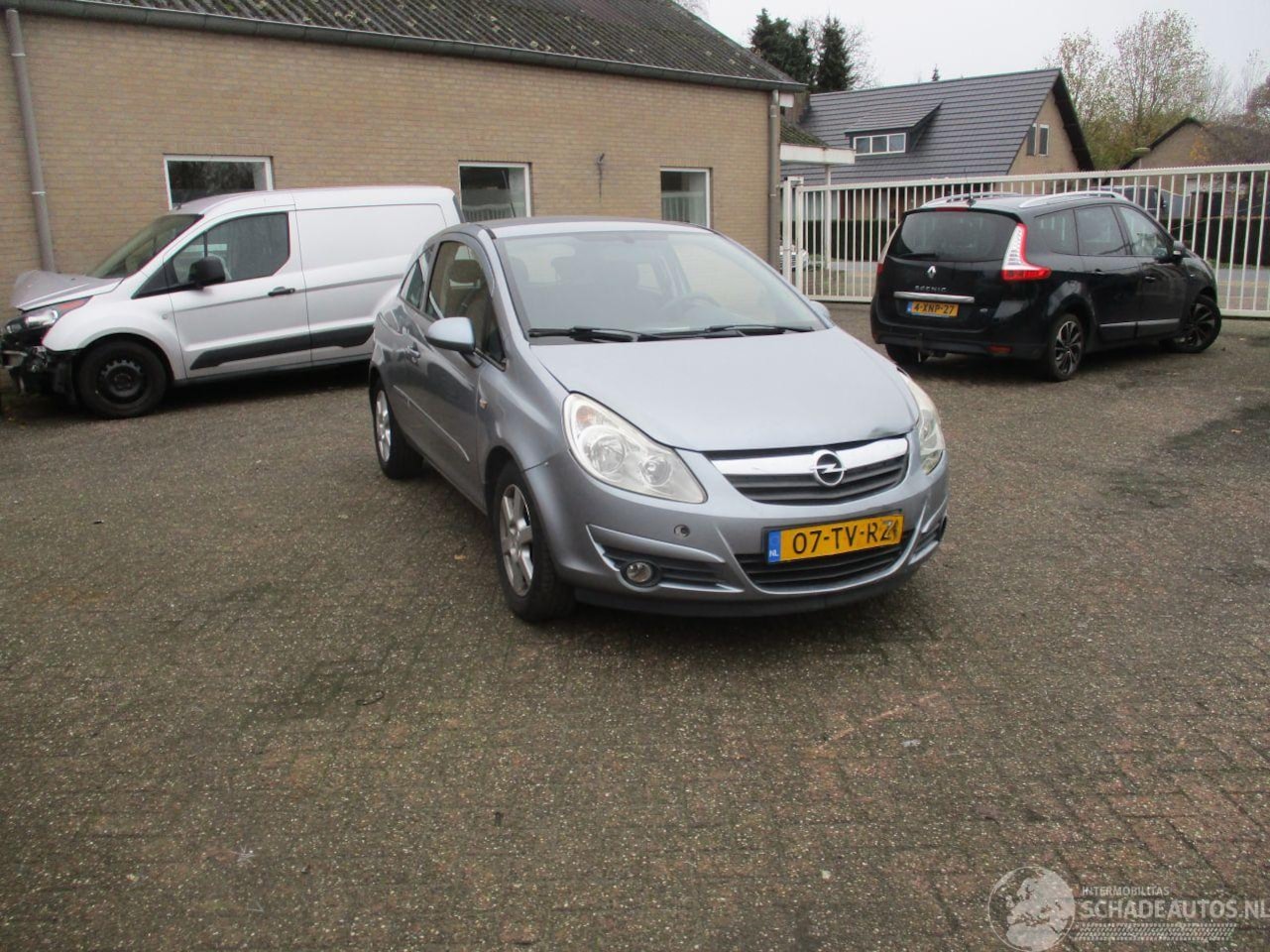 Opel Corsa - 1.2-16v Business Airco NAP - AutoWereld.nl