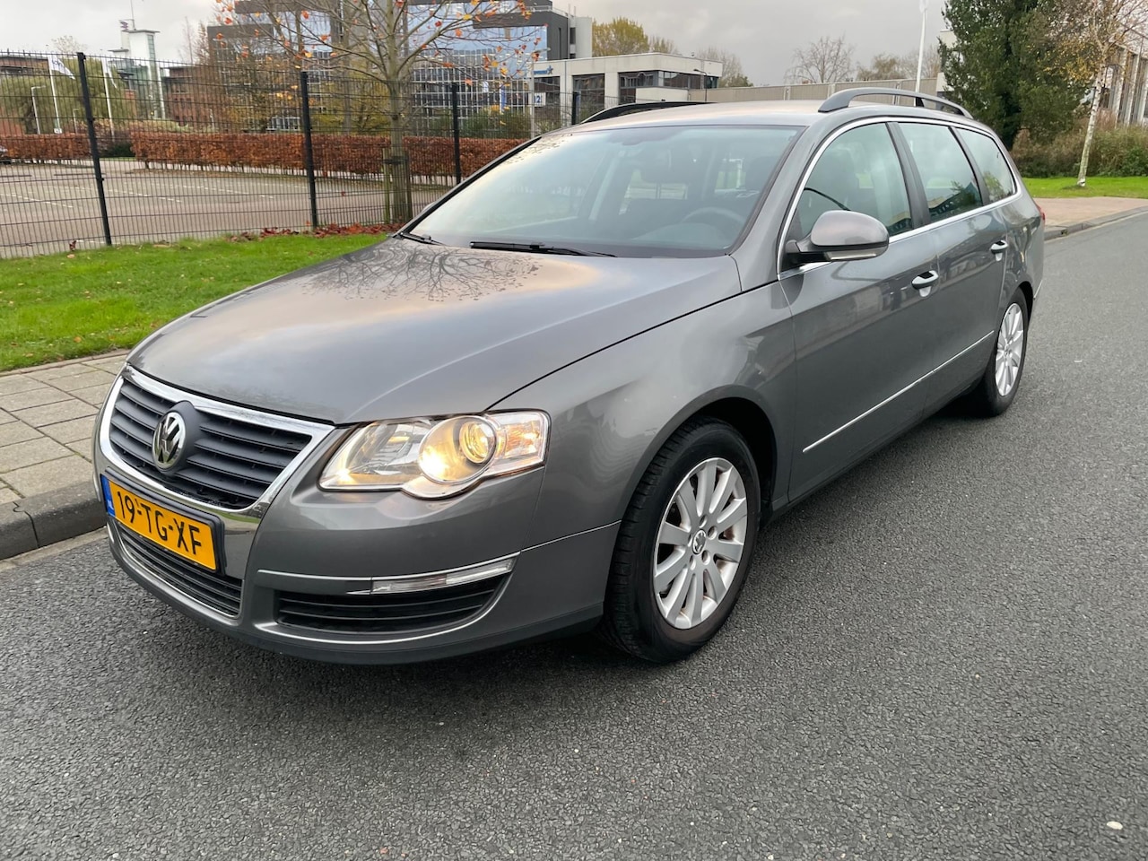 Volkswagen Passat Variant - 2.0 FSI Comfortline 2.0 FSI Comfortline - AutoWereld.nl