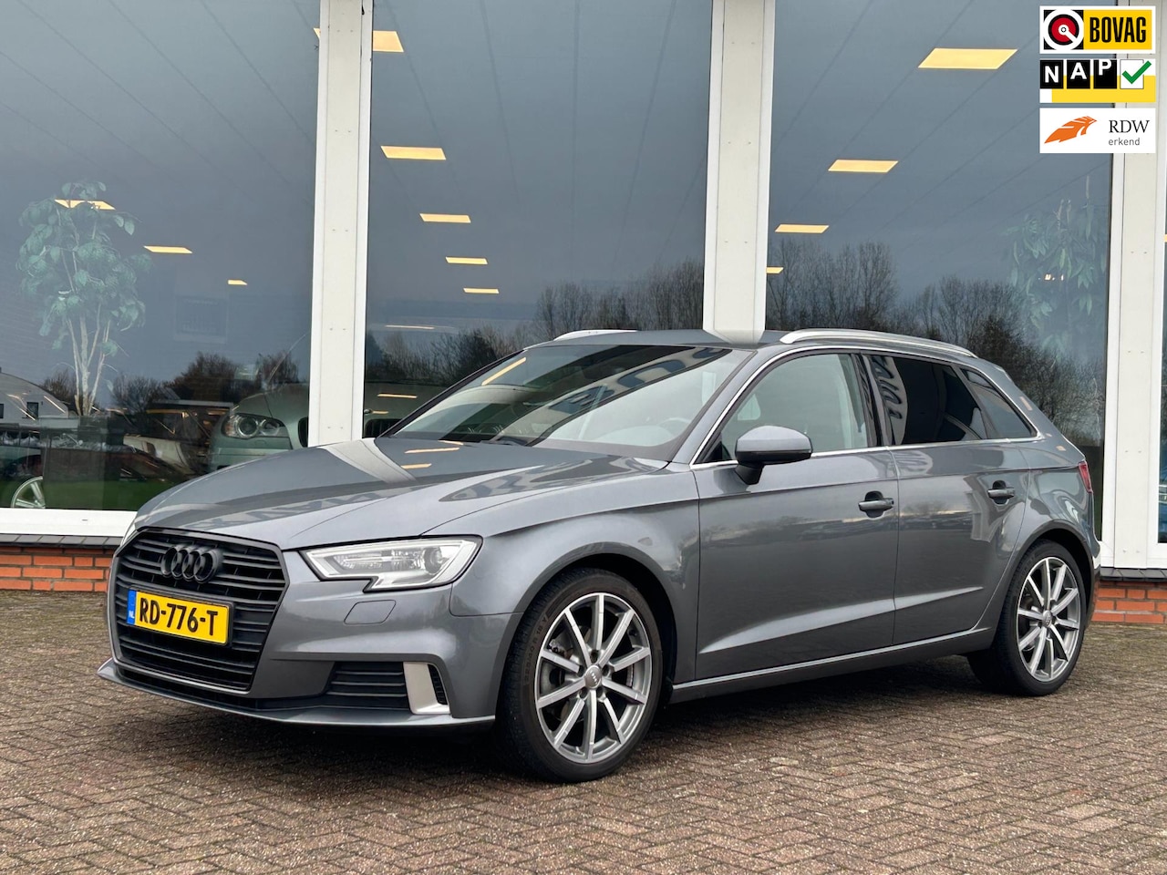 Audi A3 Sportback - 1.0 TFSI Design Pro Line Plus - S-line - Navi - PDC - 18 inch - AutoWereld.nl