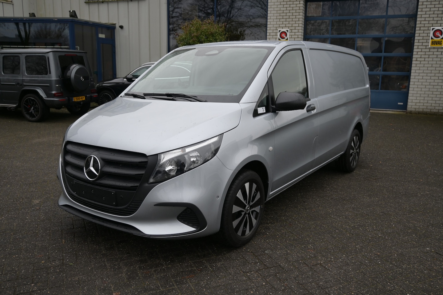 Mercedes-Benz Vito - 116 CDI L2 Pro 2500kg trekhaak, Smartphone integratiepakket, Achterdeuren - AutoWereld.nl