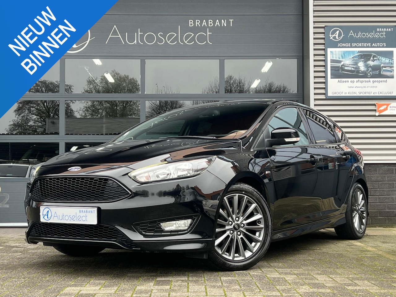 Ford Focus - 1.0 EcoBoost ST-Line Clima Cruise 125PK - AutoWereld.nl