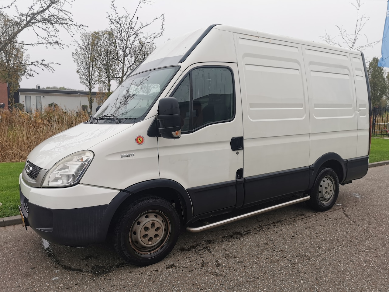 Iveco Daily - 35 S 10V 300 H1 met laadklep - AutoWereld.nl