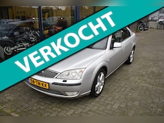 Ford Mondeo - 1.8-16V Platinum