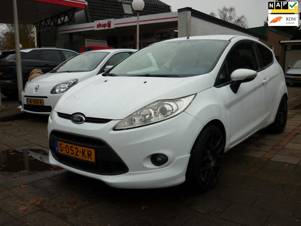 Ford Fiesta - 1.6 ti-vct Sport,airco,leder,17 inch,120 pk. - AutoWereld.nl