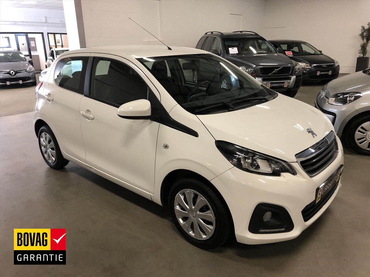 Peugeot 108 - 1.0 e-VTi 68pk 5D Blue Lease/AIRCO/AUDIO - AutoWereld.nl