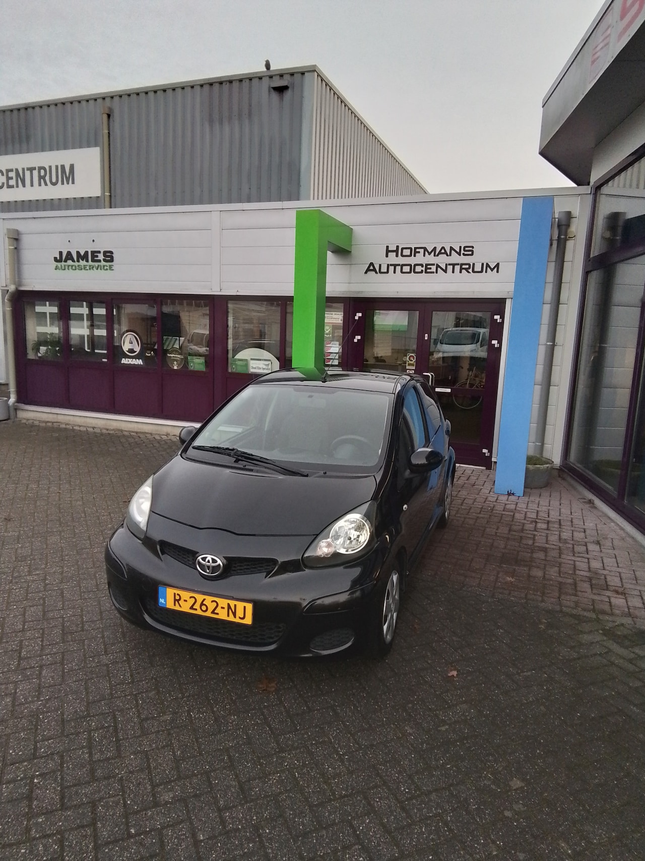 Toyota Aygo - 1.0-12V Now Navigatie - AutoWereld.nl