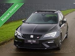 Seat Leon ST - CUPRA 300 4DRIVE | Pano - Beats - Kuipstoelen