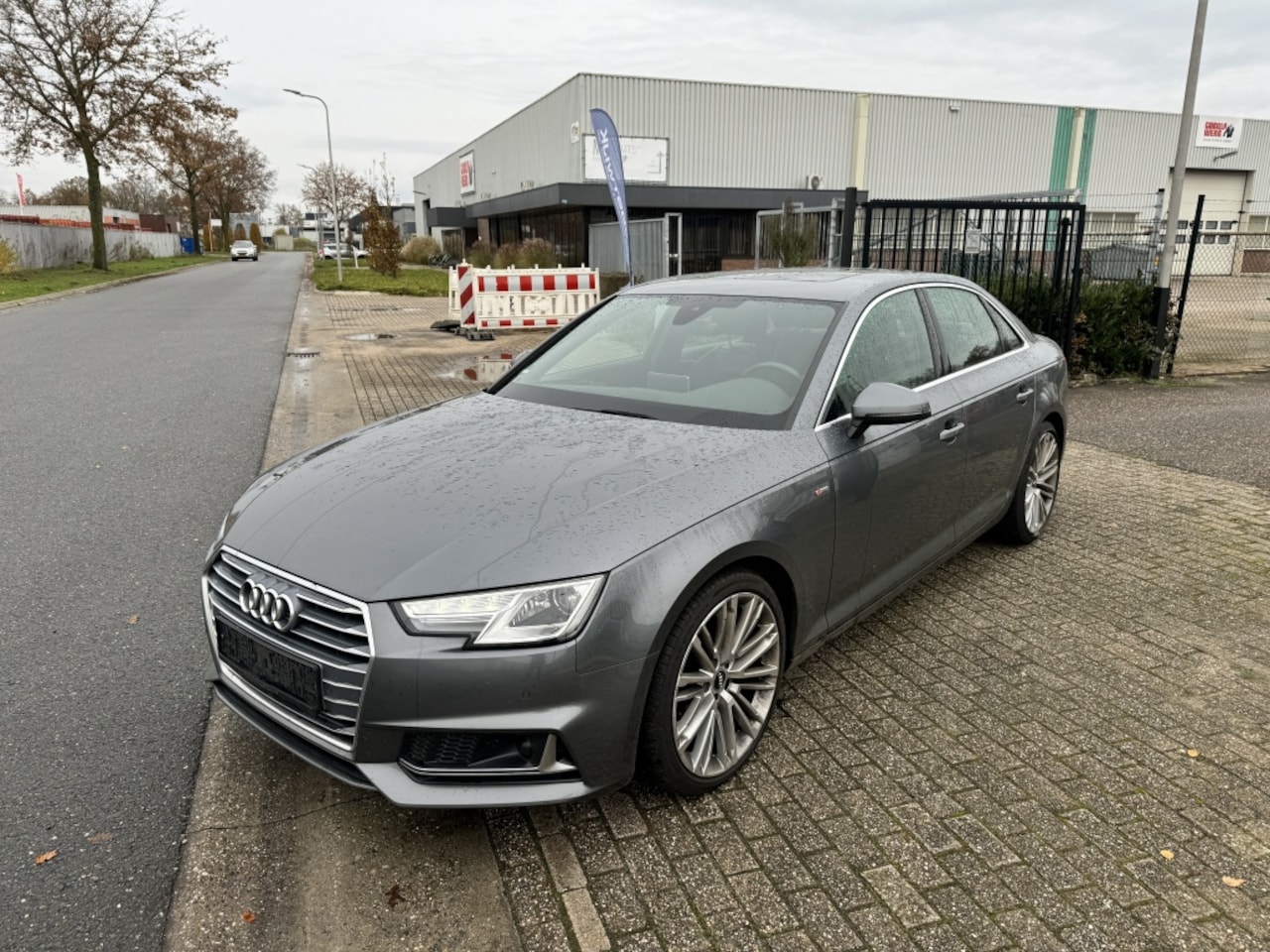 Audi A4 Limousine - 2.0 TDI Sp. S l ed. - AutoWereld.nl