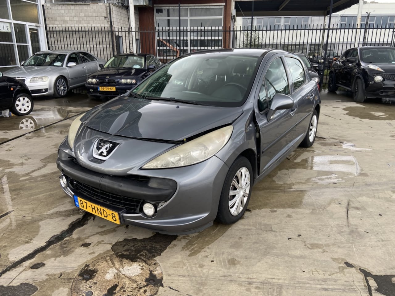 Peugeot 207 - 1.6 VTi Look 1.6 VTi Look - AutoWereld.nl