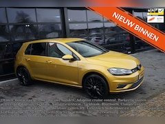 Volkswagen Golf - 1.5 TSI Highline Business R, PDC, Navi, Led, Clima, ACC, Stoelverwarming