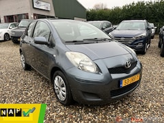 Toyota Yaris - 1.3 VVTi Aspiration, Automaat, Airco, 2de eigenaar