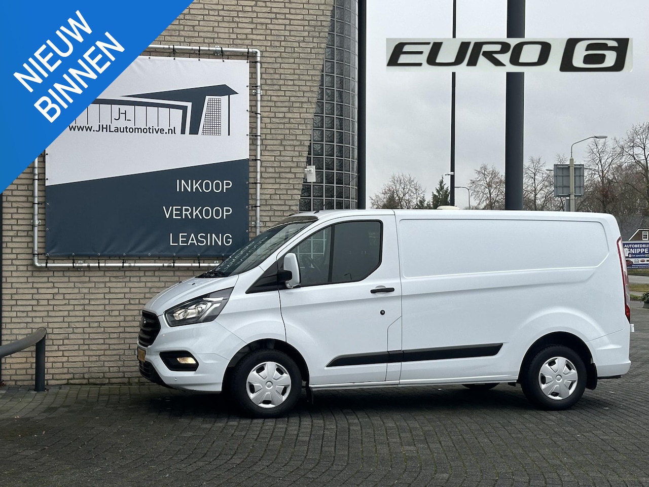 Ford Transit Custom - 280 2.0 TDCI L1H1 Trend*A/C*NAVI*CRUISE*HAAK* - AutoWereld.nl