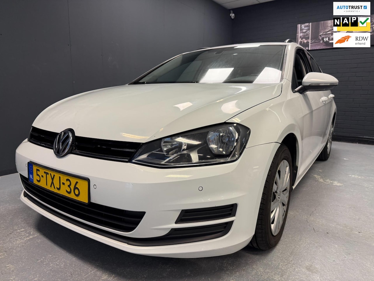 Volkswagen Golf Variant - 1.6 TDI BlueMotion NAP NL 1eigenaar APK 11-2025. - AutoWereld.nl