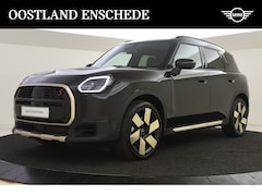 MINI Countryman - S ALL4 Automaat / Favoured Trim / Pakket XL / 20" Windmill Spoke 2-tone