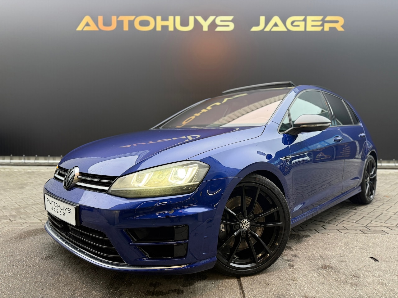 Volkswagen Golf - 2.0 TSI R 4Motion Pano Keyless Bleu - AutoWereld.nl