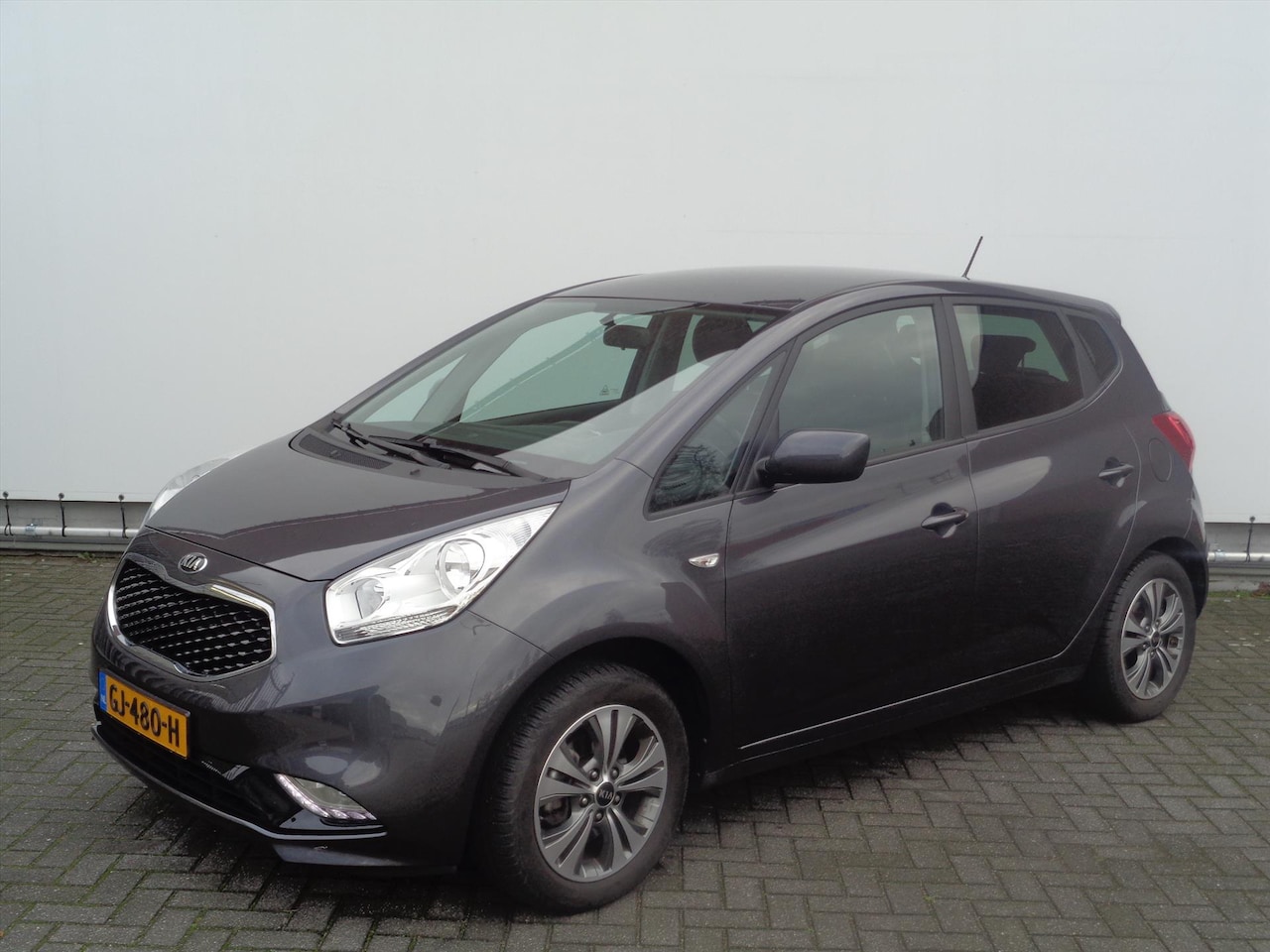 Kia Venga - 1.4 First Edition [ Trekhaak ] - AutoWereld.nl