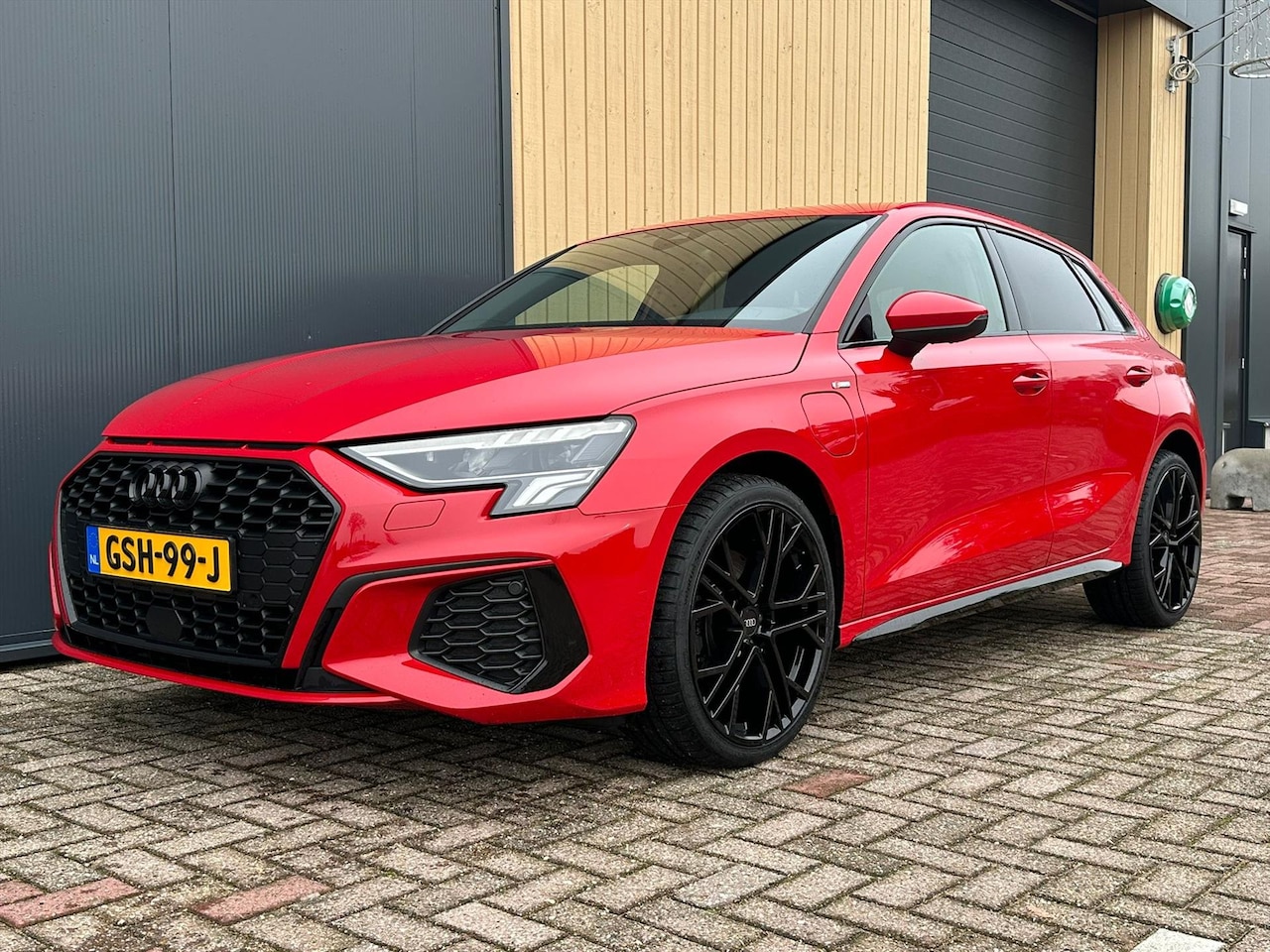 Audi A3 Sportback - 40 TFSI e 204pk S Line | Carplay | Virtual Cockpit | Stoelverwarming| - AutoWereld.nl