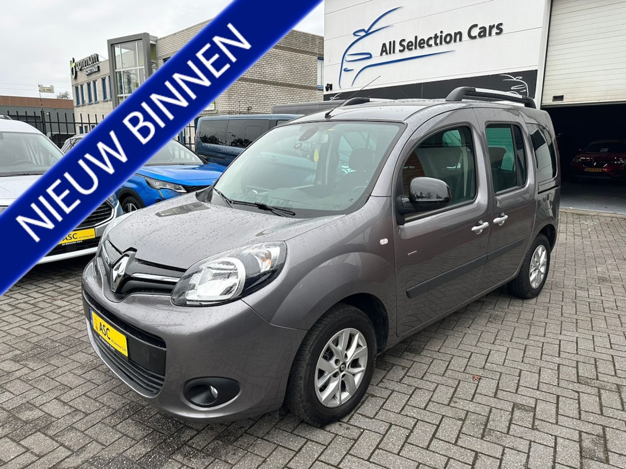 Renault Kangoo Family - 1.2 TCe Limited - Automaat - Climatecontrol - Navigatie - 1 Eigenaar - Nieuwstaat - AutoWereld.nl