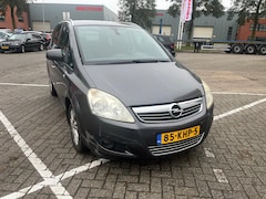 Opel Zafira - zafira 7 persoon zeer nette auto