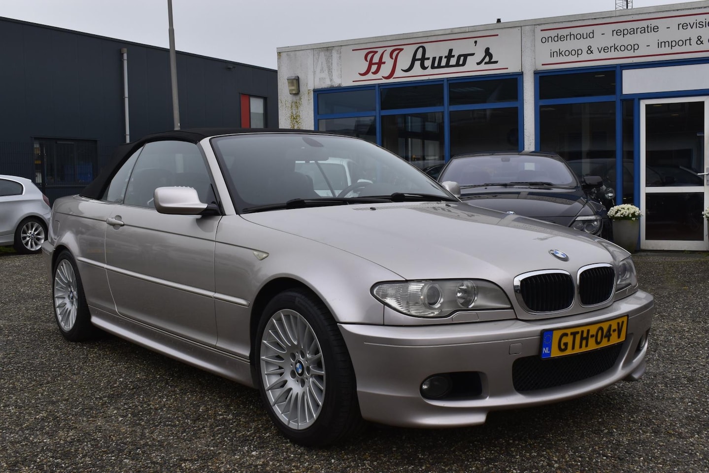 BMW 3-serie Cabrio - 318Ci zeer unieke bmw cabrio vol optie individual diamant metallic m pakket - AutoWereld.nl