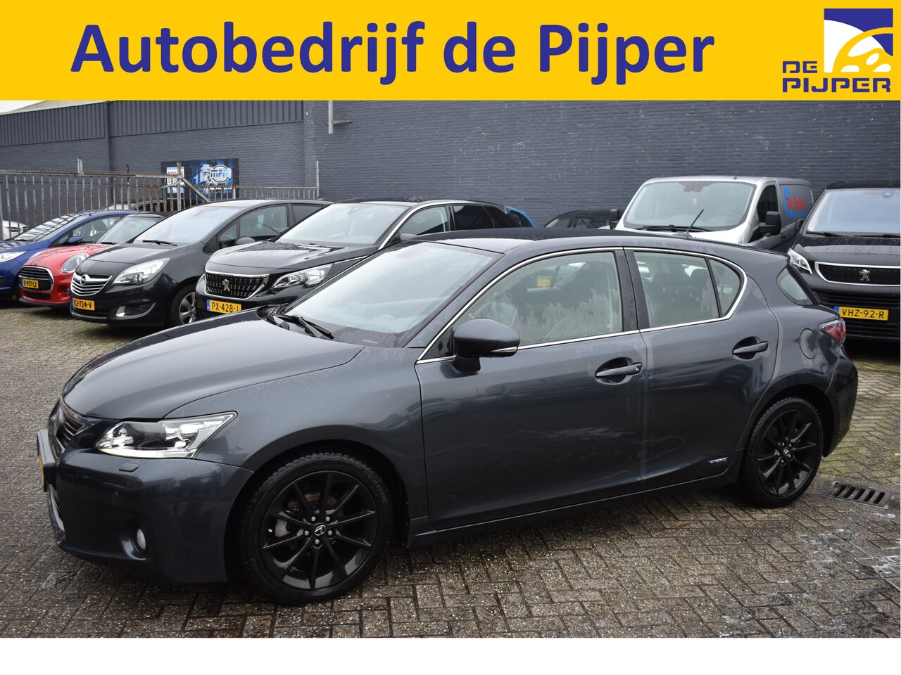 Lexus CT 200h - Hybrid Luxury Line | Keyless | Elekt.stoelen | Leder | Nav | Xenon / LED | Onderh.historie - AutoWereld.nl