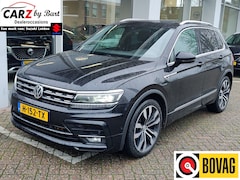 Volkswagen Tiguan - 1.5 TSI ACT HIGHLINE BUSINESS R DSG Open dak | Leder | Trekhaak | Stoelverwarming