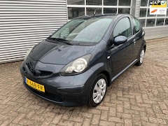 Toyota Aygo - 1.0-12V