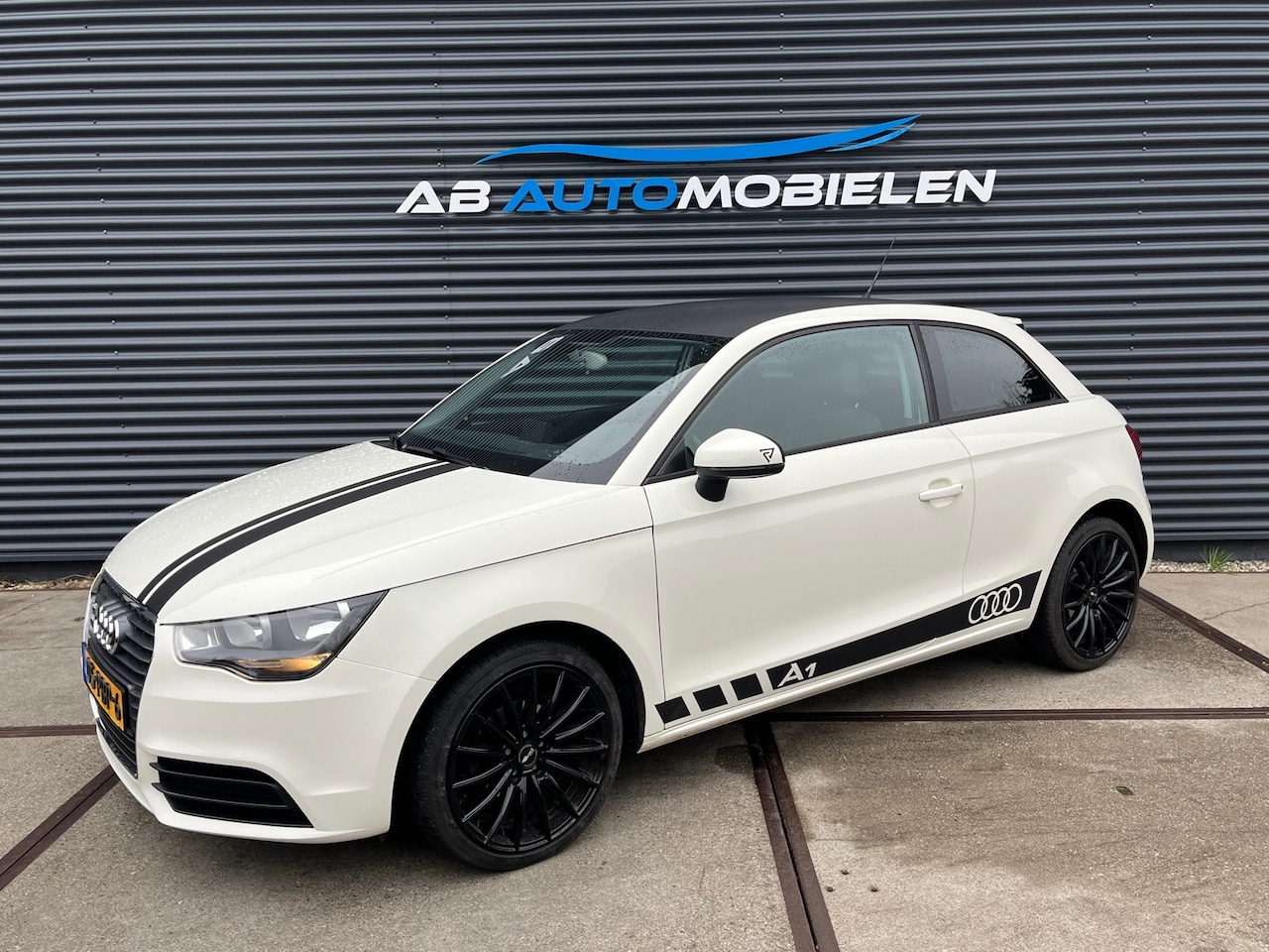 Audi A1 - 1.2 TFSI Attraction Pro Line Business 1.2 TFSI Attraction Pro Line Business - AutoWereld.nl