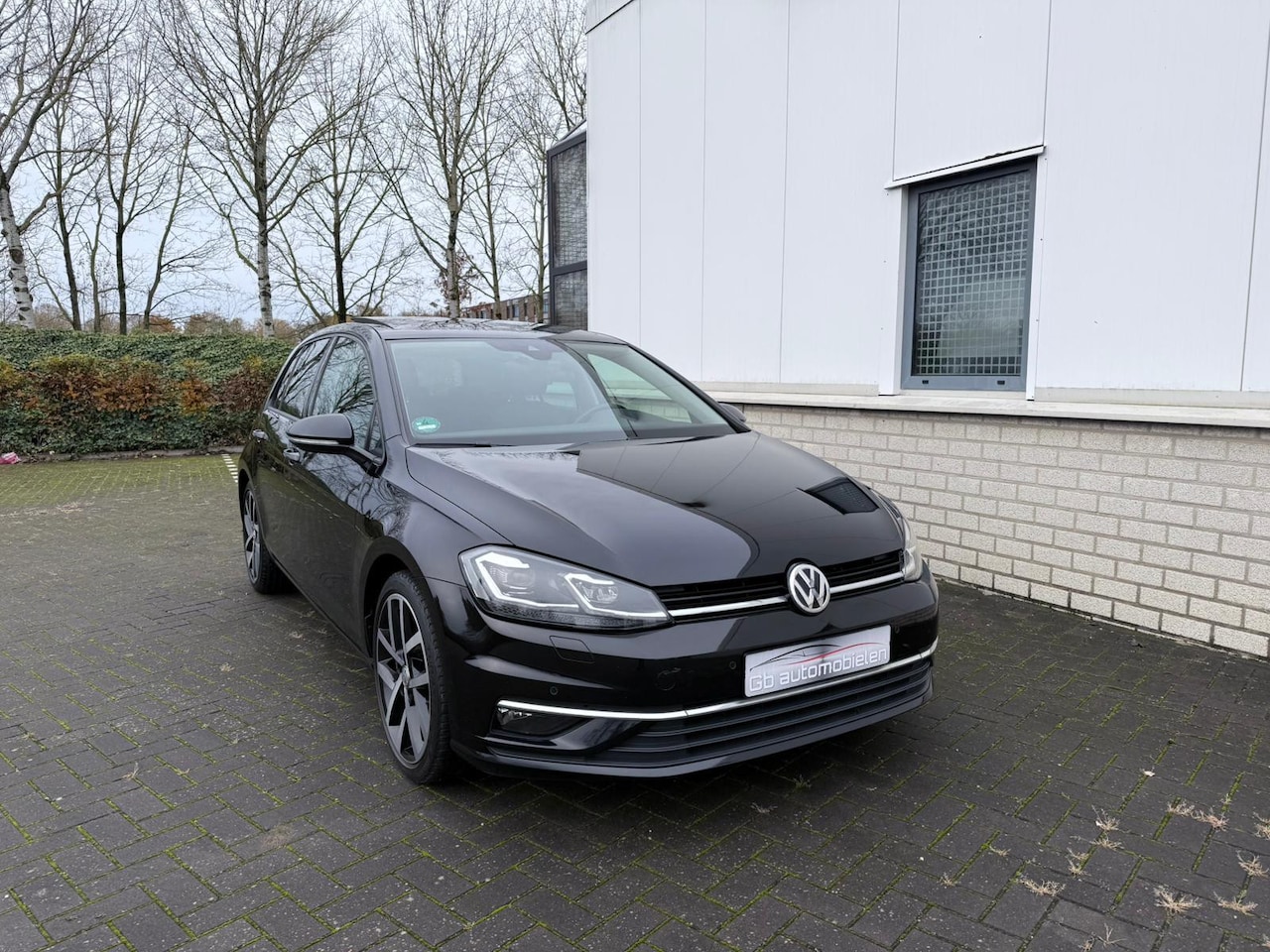 Volkswagen Golf - 1.4 TSI Highline DSG PANO VIRTUAL - AutoWereld.nl