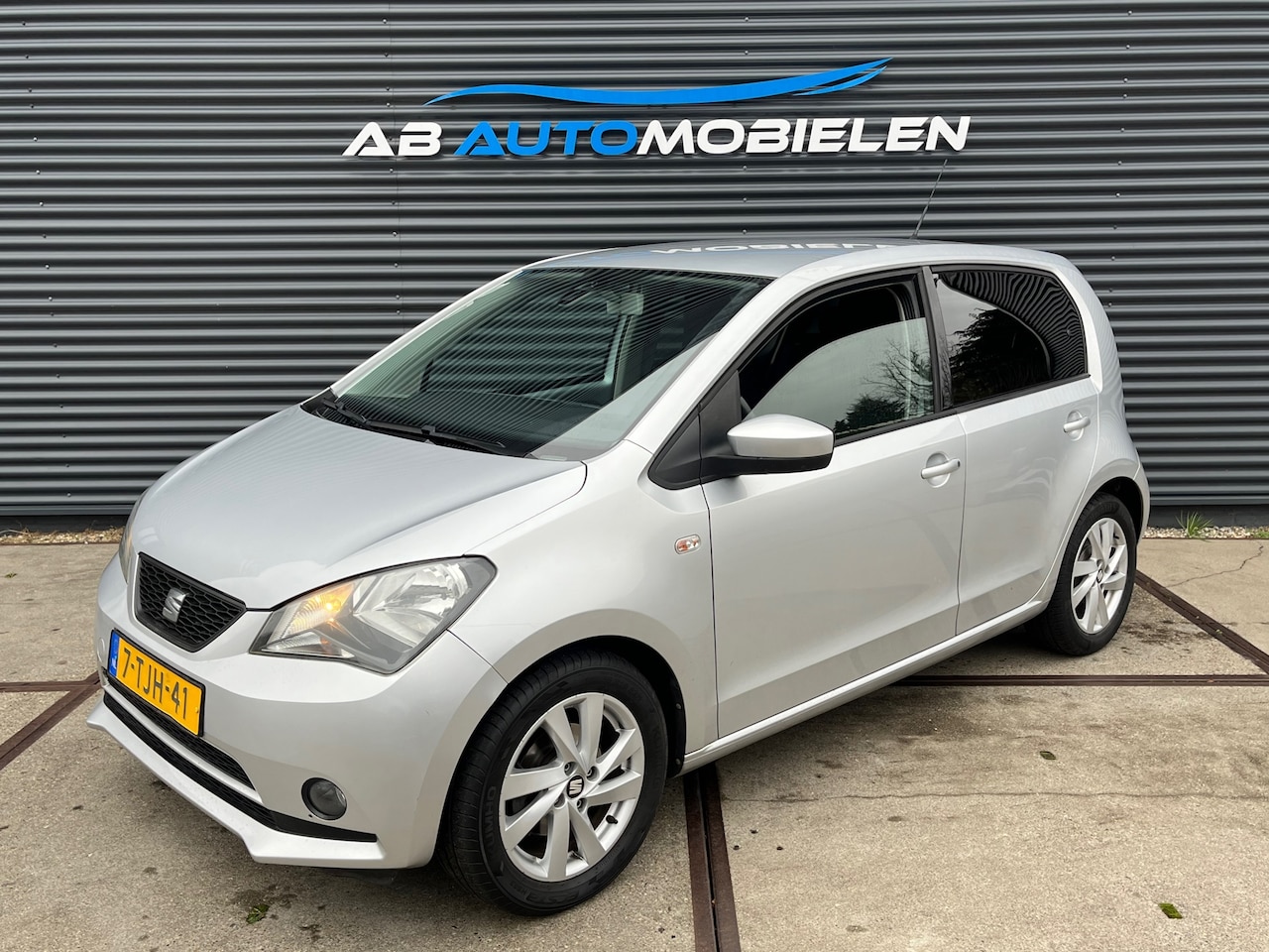 Seat Mii - 1.0 Sport Dynamic PDC/ STOEL VERW. - AutoWereld.nl