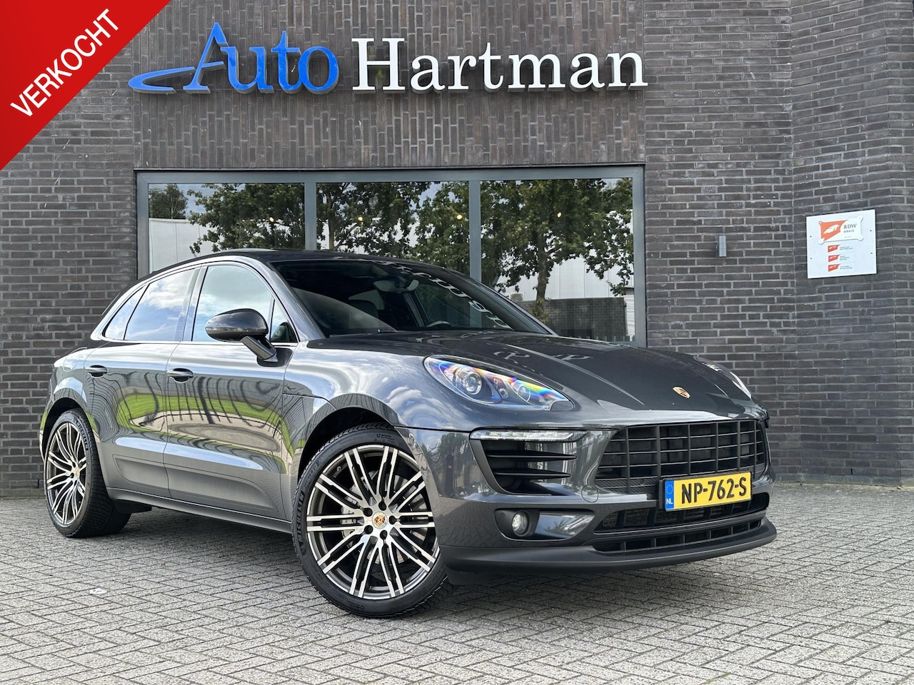 Porsche Macan - 3.0 D S Luchtvering | Pano | Elek Trekhaak - AutoWereld.nl