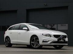 Volvo V60 - 2.4 D6 Twin Engine |R-DESIGN| Trekhaak Navi Stoelverw Plugin Chroom Lmv 125000KM BJ2015