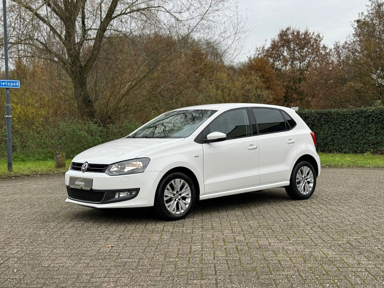 Volkswagen Polo - 1.2 High Line CRUISE I PDC I NWE APK I STOELVERWARMING - AutoWereld.nl