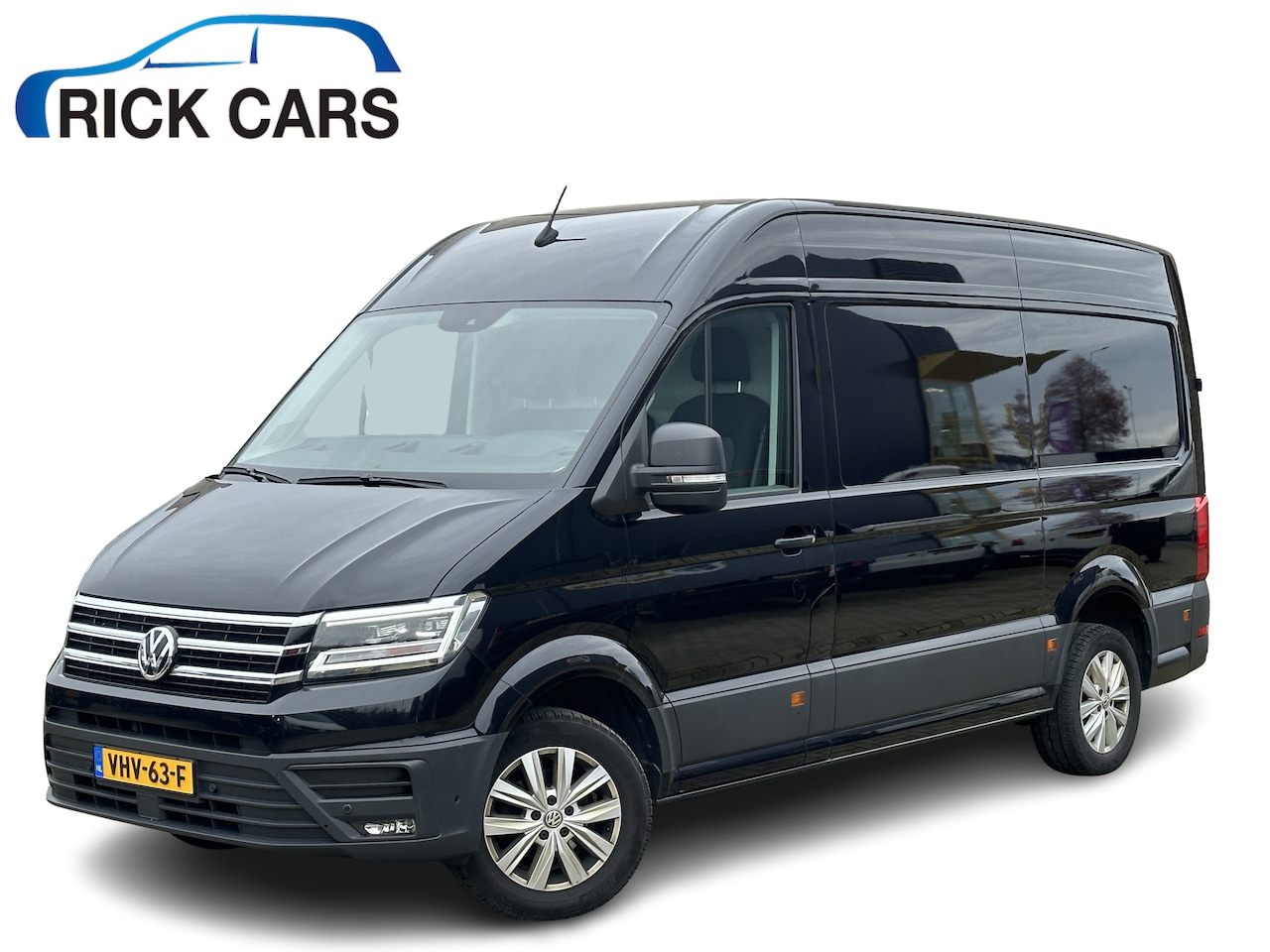 Volkswagen Crafter - 35 2.0 TDI 140PK EURO6 L3H3 Achteruitrijcamera/trekhaak/app connect - AutoWereld.nl