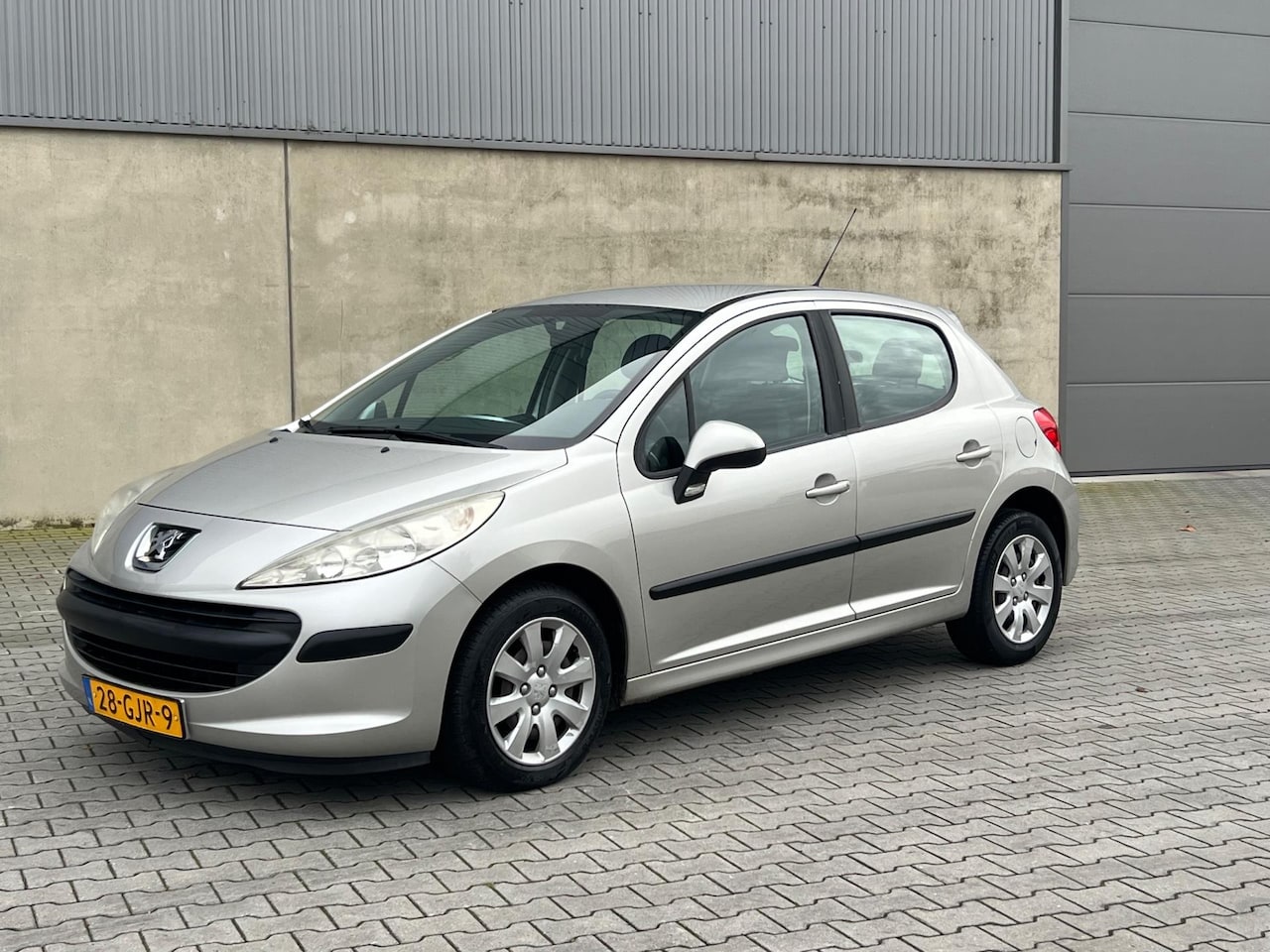 Peugeot 207 - 1.4 VTi Cool 'n Blue 5 DEURS+AIRCO+CRUISE CONTROL+RADIO CD MP3+ELEKTRISCHE PAKKET - AutoWereld.nl